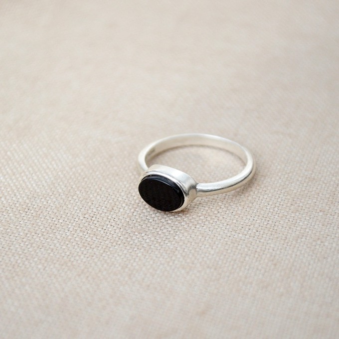 Onyx ring  - Silver from Solitude the Label