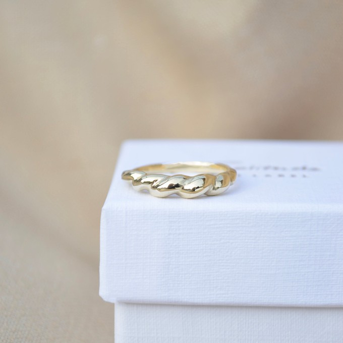 Flore Ring - Gold 14k from Solitude the Label