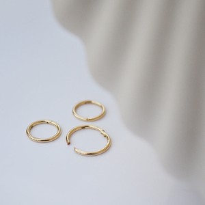 Click earhoop - Gold 14k from Solitude the Label