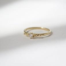 Dots diamond ring - Gold 14k & Diamond via Solitude the Label