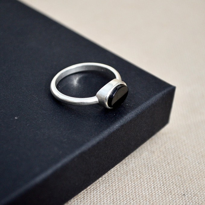 Onyx ring  - Silver from Solitude the Label