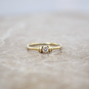 Swirl diamond ring - Gold 14k & Diamond from Solitude the Label