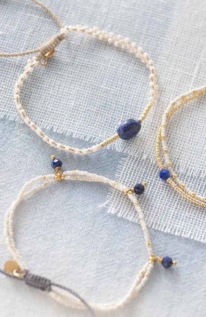 Ehrenarmband Lapislazuli Gold from Sophie Stone