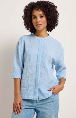 Bluse texturiert klarer Himmel from Sophie Stone