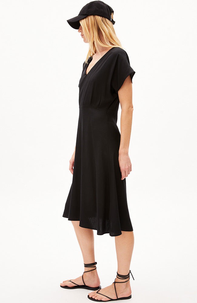 Aalbine dress black from Sophie Stone
