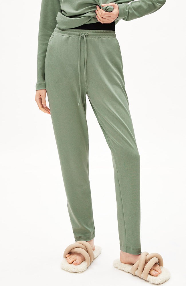 Kaaia jogging green from Sophie Stone