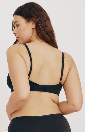 Core triangle bralette black from Sophie Stone