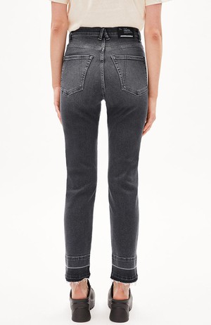 Lejaani Jeans mit geradem Bein Lakritze from Sophie Stone