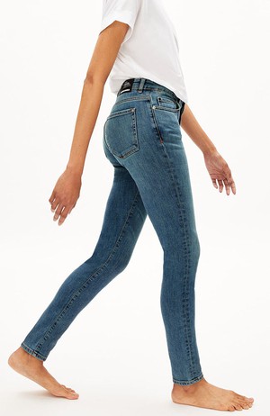 Tillaa Skinny Jeans blau gefärbt from Sophie Stone