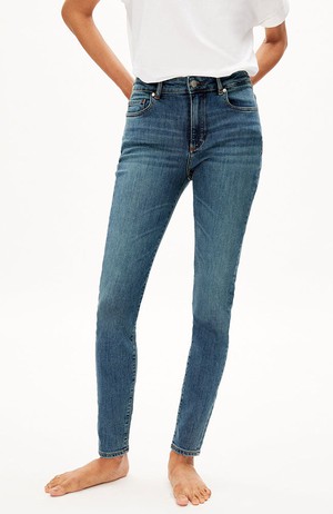 Tillaa Skinny Jeans blau gefärbt from Sophie Stone