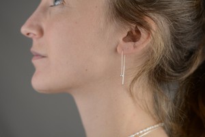 DANAE THREADER EARRINGS from squïd studios