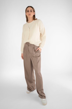 Kurze Strickjacke creme from STORY OF MINE