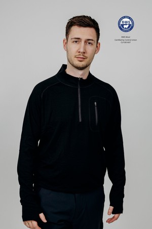 Superino Alling Half Zip Black from Superstainable