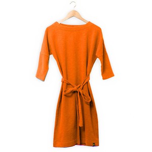 Jurk - gerecyclede sweatshirt stof - oranje from The Driftwood Tales