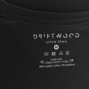 2 x T-Shirt Basic - Bio-Baumwolle - schwarz - V-Ausschnitt from The Driftwood Tales
