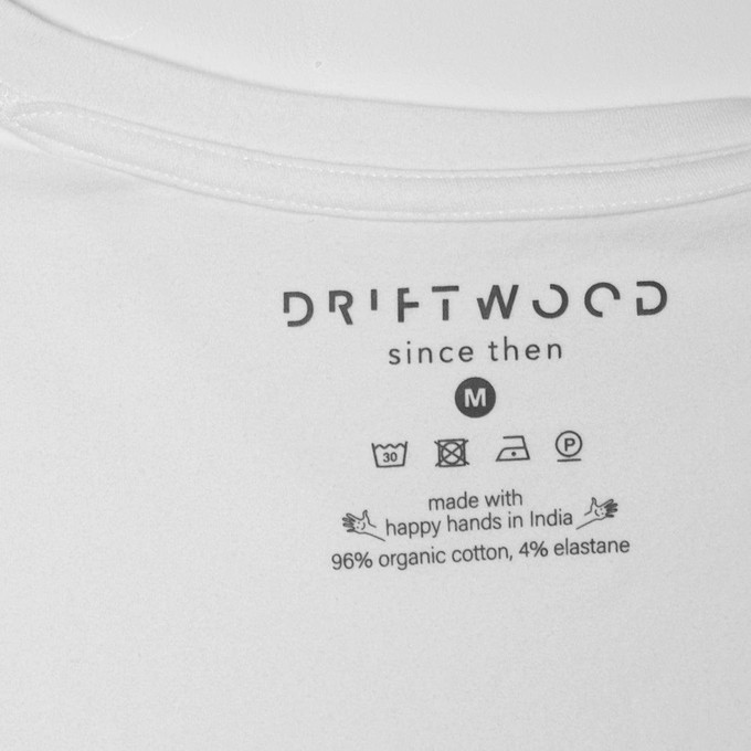 2 x T-Shirt Basic - Bio-Baumwolle - weiß - V-Ausschnitt from The Driftwood Tales