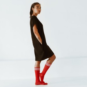 Kleid – recycelte Baumwolle – Schwarz from The Driftwood Tales