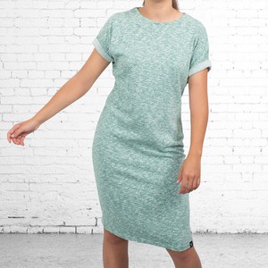 Kleid – recycelte Baumwolle – grün/weiß meliert from The Driftwood Tales