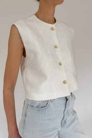 THE LEYA GILET from THE LAUNCH