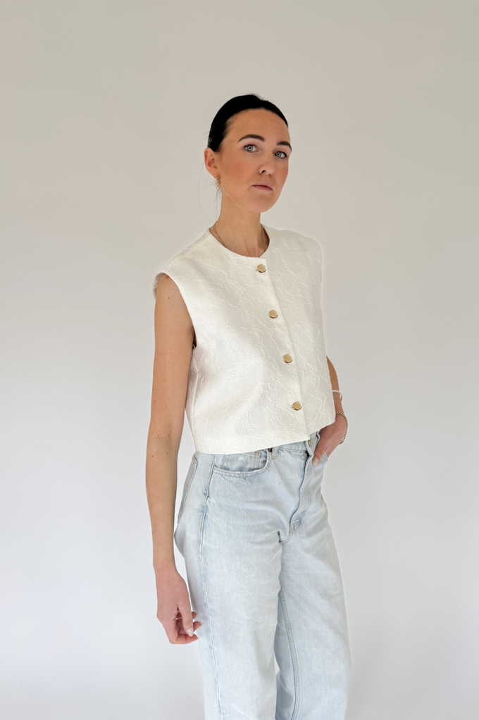 THE LEYA GILET from THE LAUNCH