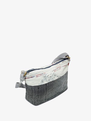 Kangaroo Crossbody – Panda from Théla