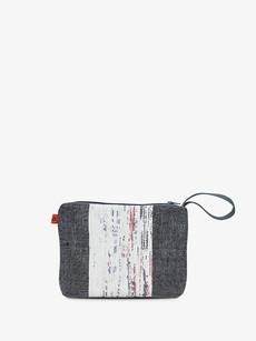 Garage Sale | Wrist Clutch – Panda via Théla