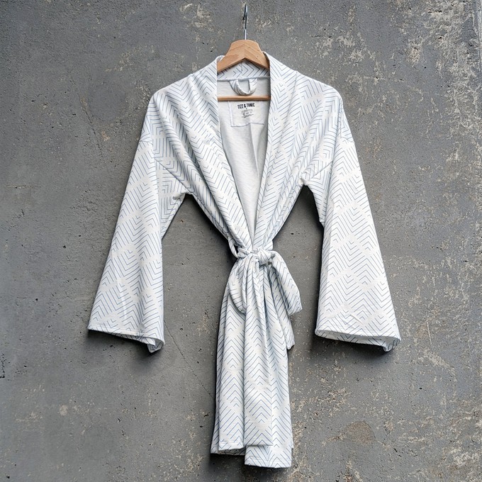 Santorini Bio-Baumwoll-Lazy-Livin'-Robe from TIZZ & TONIC