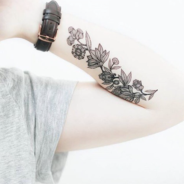 Rosary - Black Floral sleeve - temporary tattoo from Treasures-Design