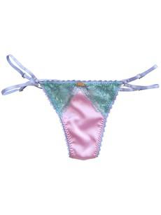 Sally Thong via Troo