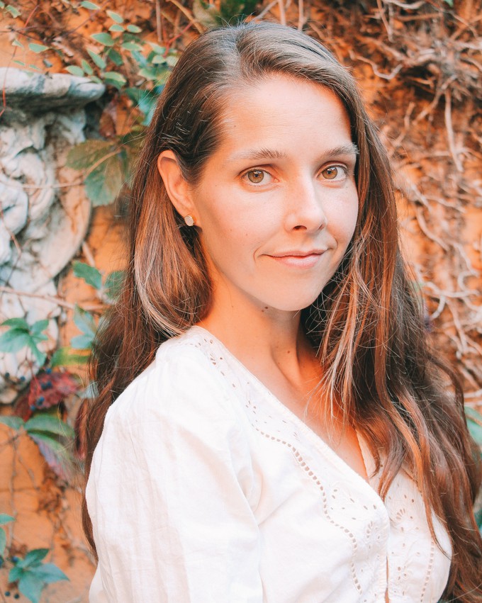 daphne earrings from TRUVAI jewellery