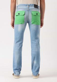 Re.Street Rebel | Mittelhohe Slim-Jeans in hellem Indigo via Un Denim