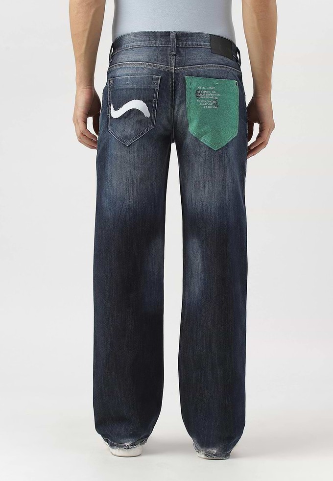 Unüberschüssiges Versprechen | Mittelindigofarbene, mittelhohe Baggy-Jeans from Un Denim