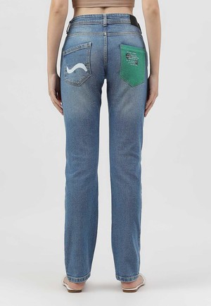 Unüberschüssiges Versprechen | Lange, schmale Jeans mit mittelhohem Bund in Indigoblau from Un Denim