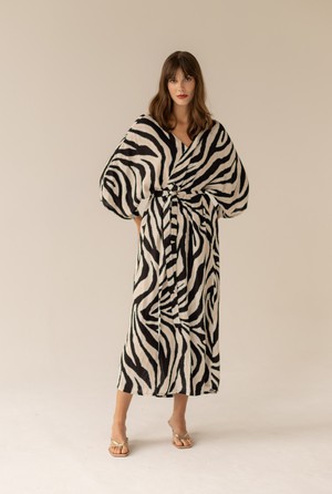 Pareo Dress Zebra Maxi from Urbankissed