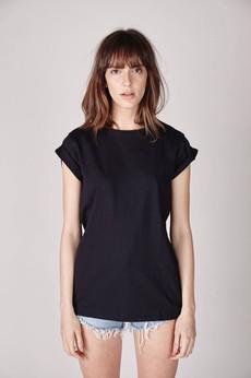 The Alisha - Boyfriend T-Shirt Black via Urbankissed