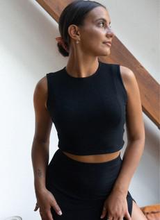 Claire Crop Top - Black via Urbankissed