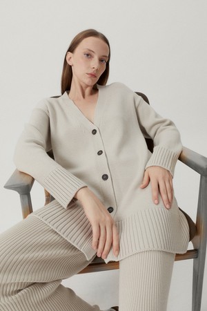 The Merino Wool Oversize Cardigan - Pearl from Urbankissed