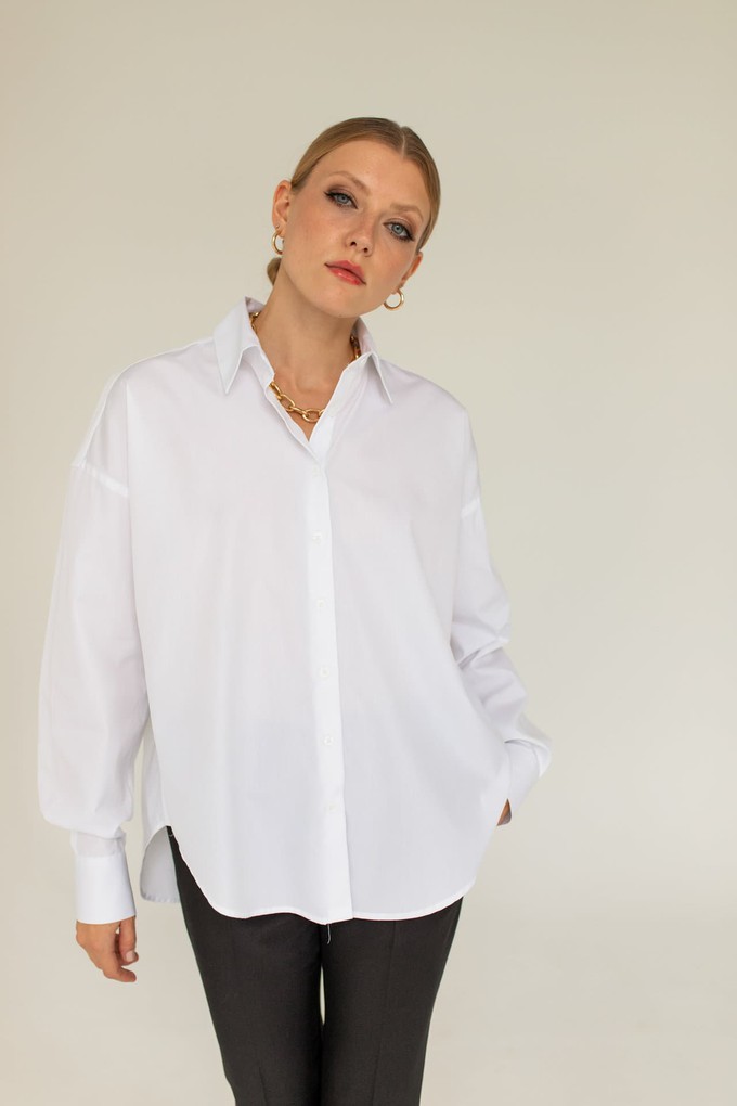 Classic Oversize White Shirt from Urbankissed