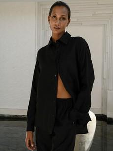 Oversized Linen Shirt Black via Urbankissed