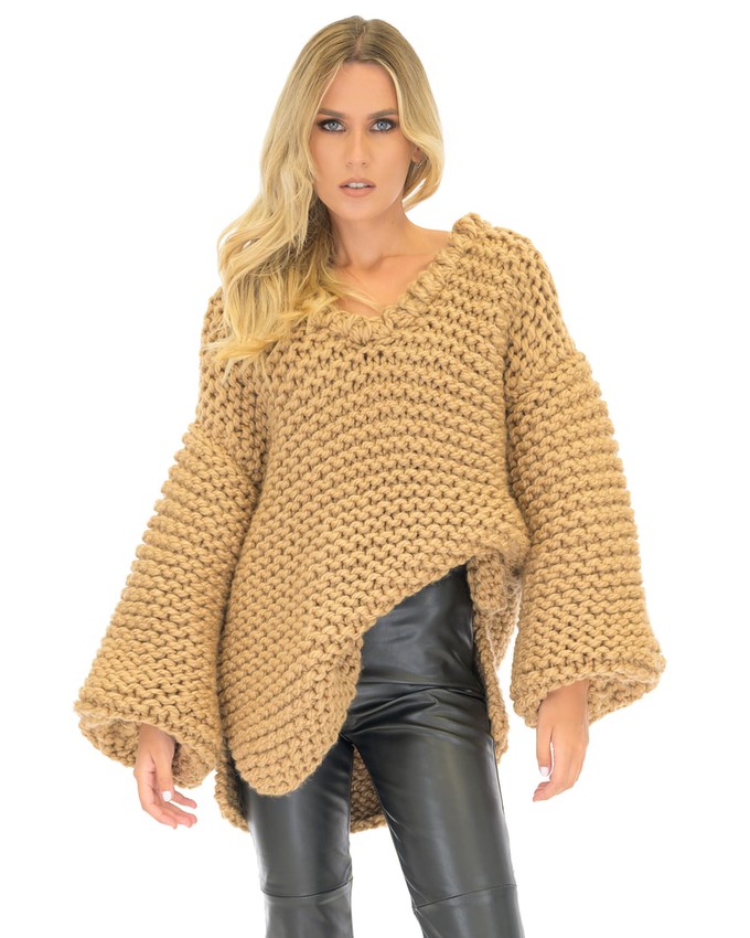 Oversized V-Neck Sweater - Camel from Urbankissed