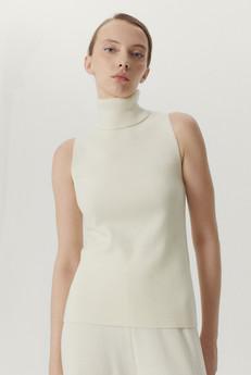 The Ultrasoft Wool A-line Top - Natural White via Urbankissed