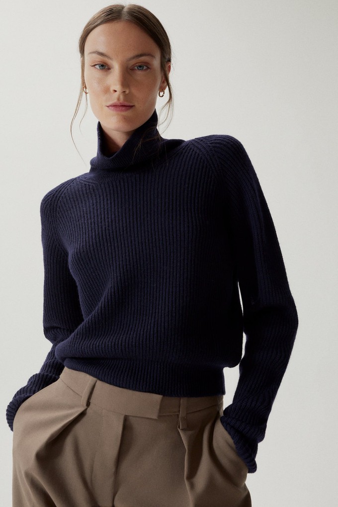 The Merino Wool Cropped High-neck - Oxford Blue from Urbankissed
