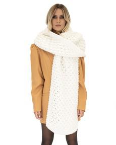 Blanket Scarf- White from Urbankissed