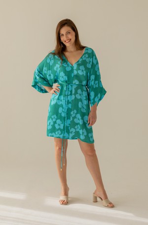 Emerald Flower Kimono Midi Dress from Urbankissed