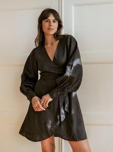 Sukee Linen Dress in Black from Urbankissed