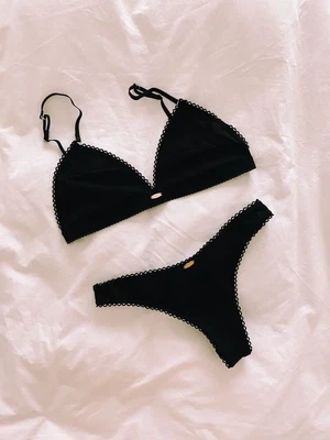 Bamboo Triangle Bra - Black from Urbankissed