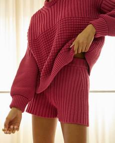 Pilnatis: Rhubarb Cotton Shorts via Urbankissed