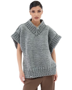 V-neck Poncho Sweater - Grey from Urbankissed