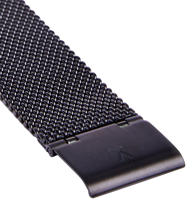 Black & Black Watch | Aalto Mesh from Votch