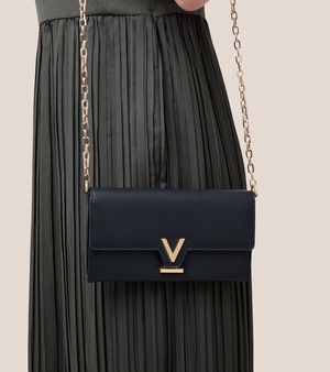 Luella Vegan Bio-Based Bamboo Leather Chain Purse in Black from Votch